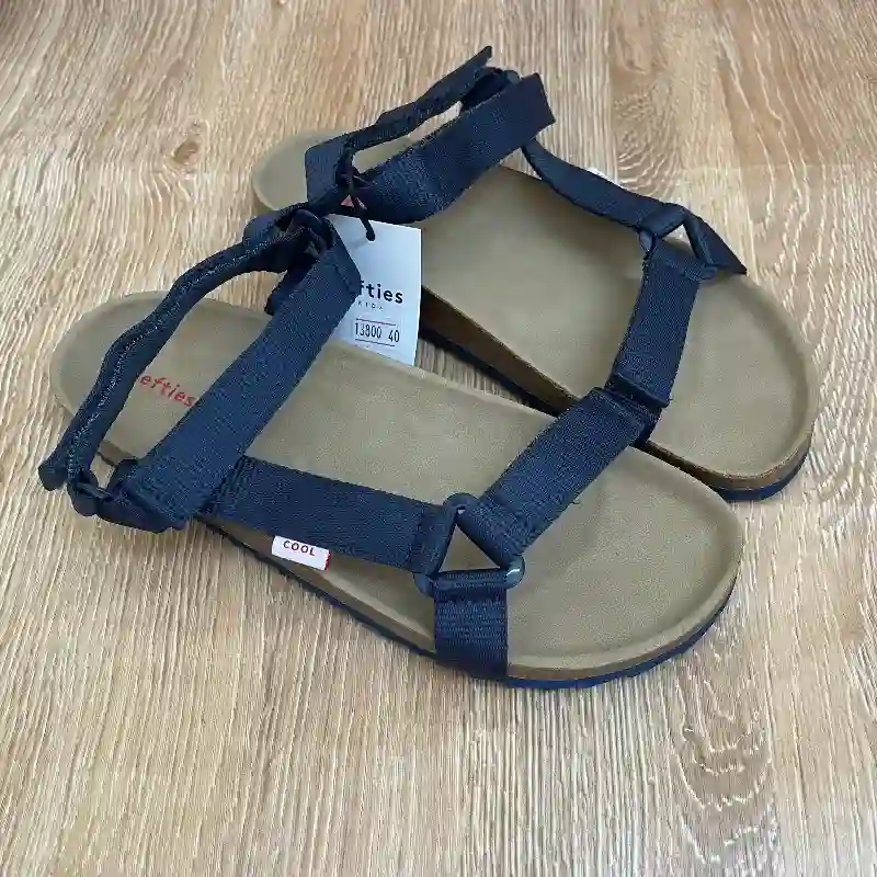 Sandalias color azul oscuro 