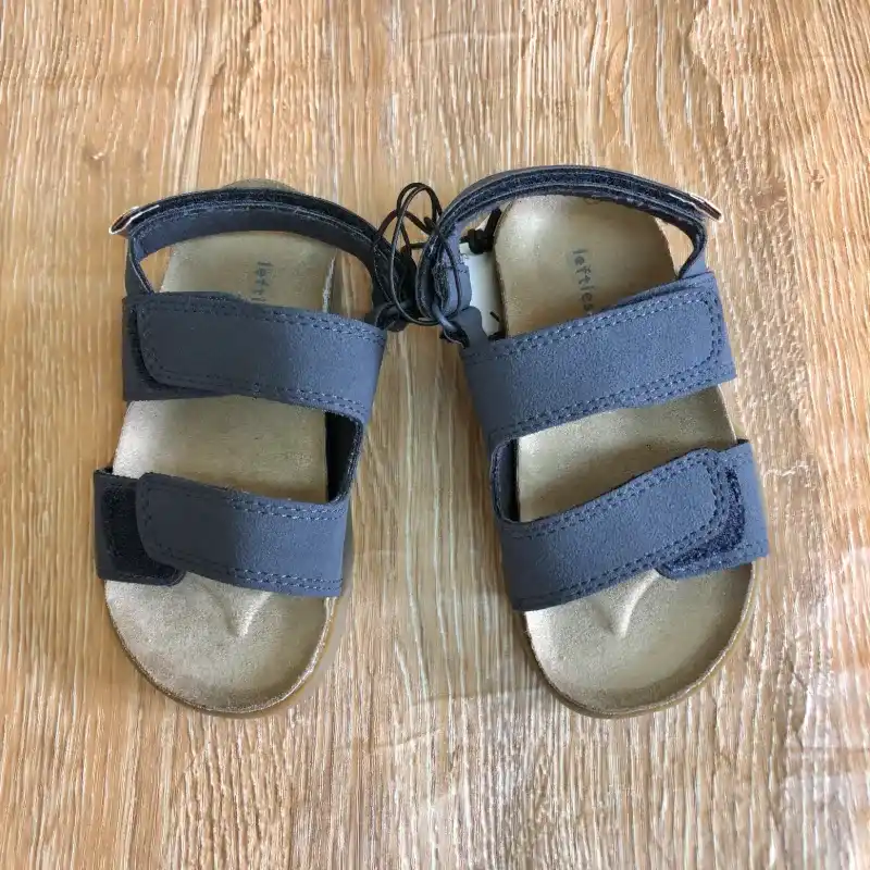 Sandalias color azul oscuro 