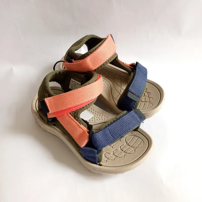 Sandalias color beige 