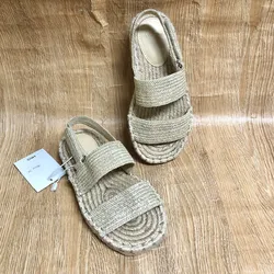 Sandalias color beige 