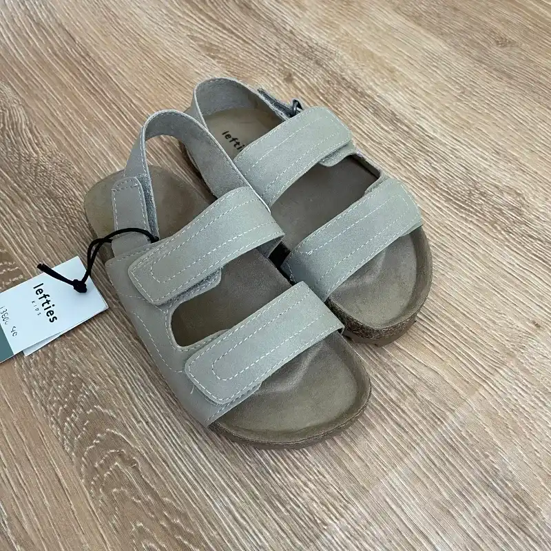Sandalias color beige