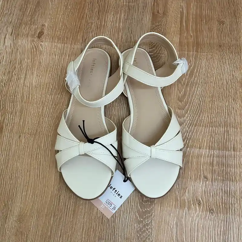 Sandalias color blanco 