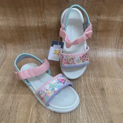 Sandalias color blanco y rosado 