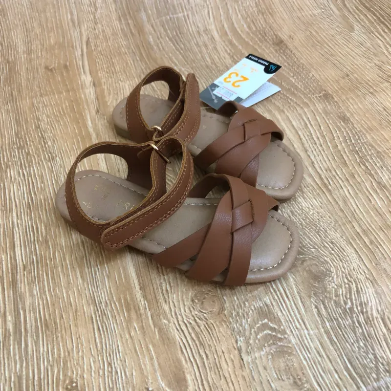 Sandalias color marrón