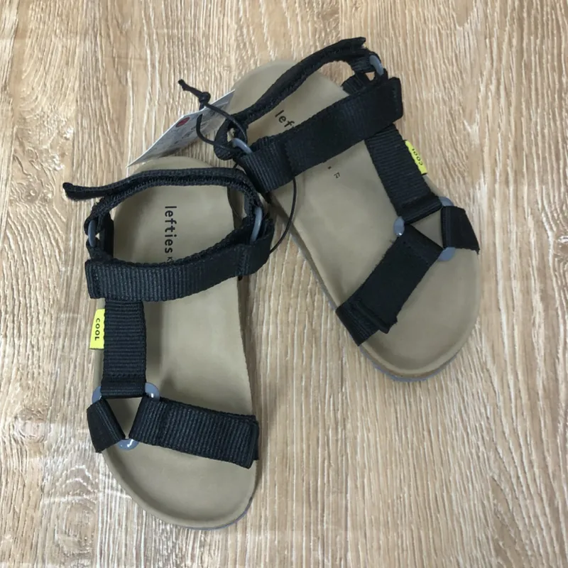 Sandalias color negro 