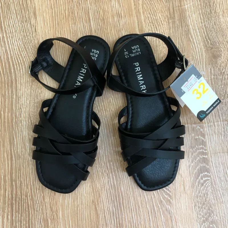 Sandalias color negro