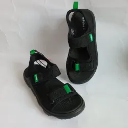 Sandalias color negro y verde