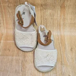 Sandalias de Crochet Beige