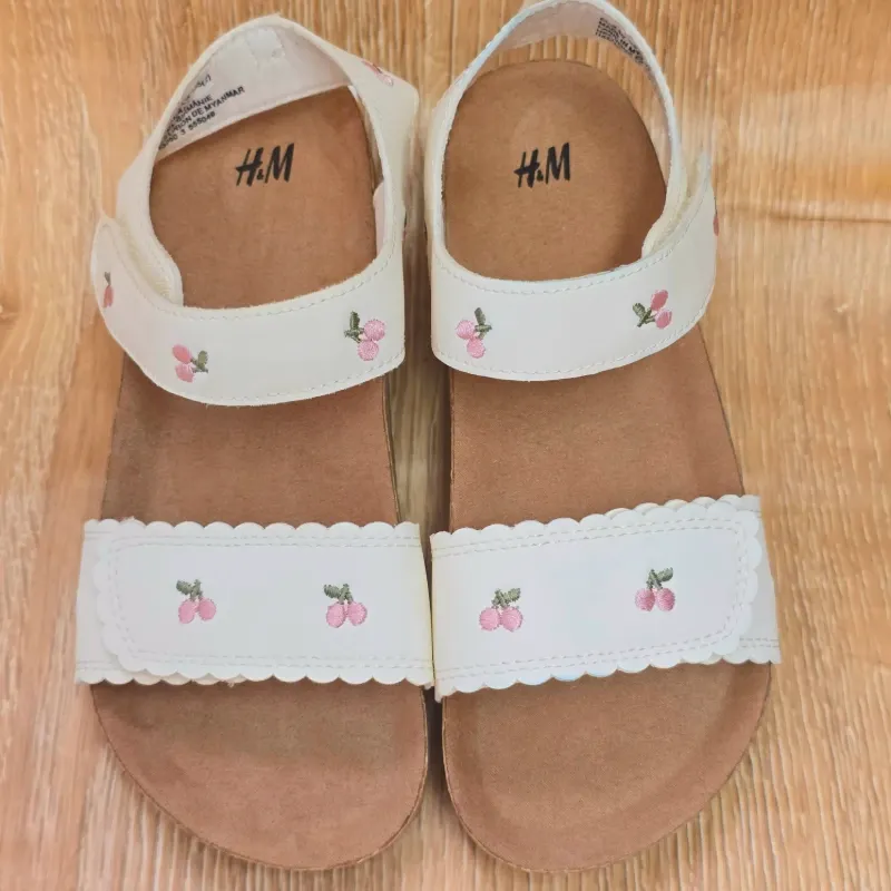 Sandalias de pegueta Beige de Cereza