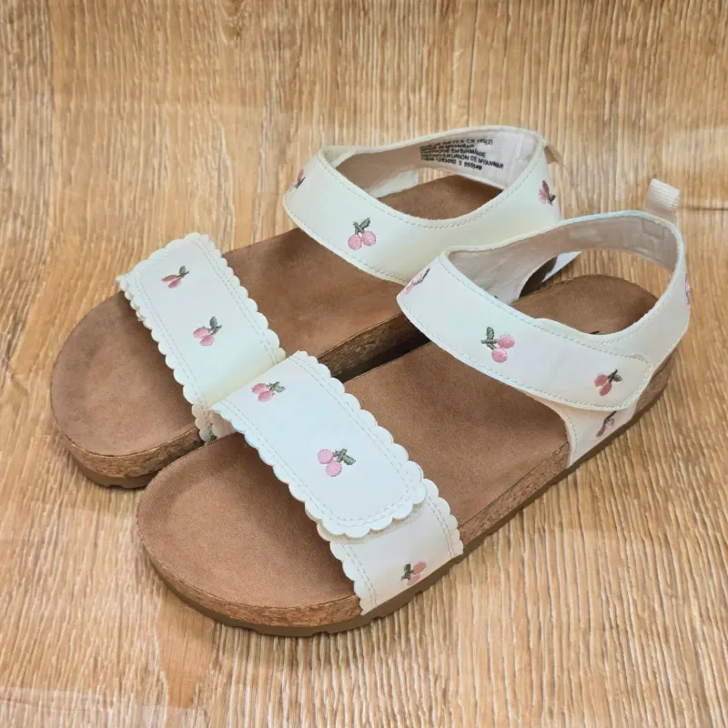 Sandalias de pegueta Beige de Cereza