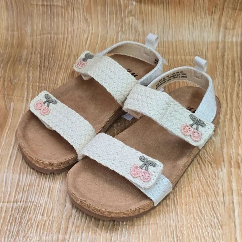 Sandalias de pegueta beige de Yute Cereza