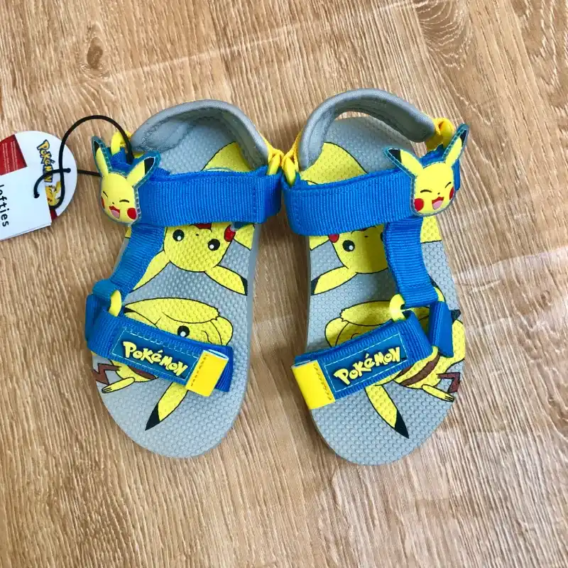 Sandalias de Pikachu 