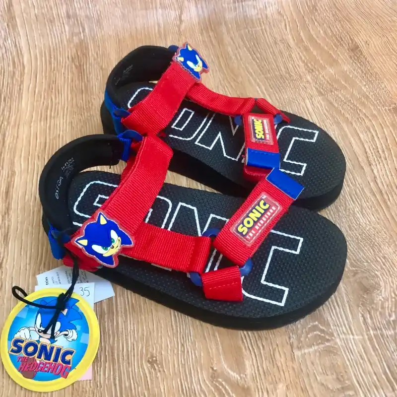 Sandalias de Sonic color rojo