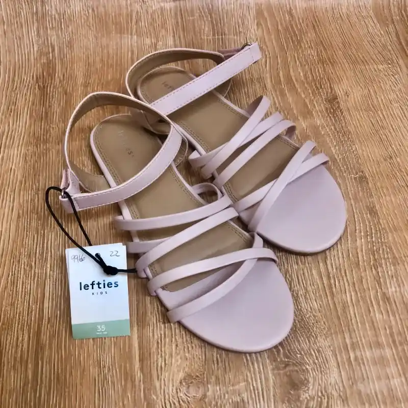 Sandalias de tiras color rosado