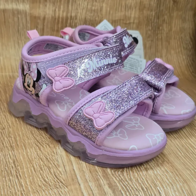 Sandalias estilo prácticas de Minnie Mouse