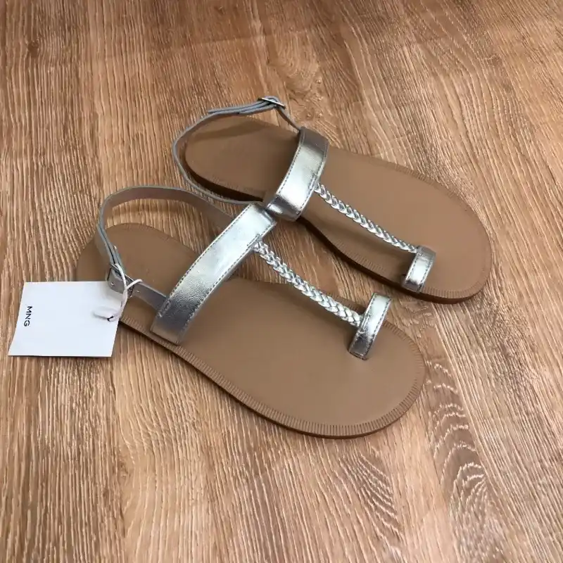 Sandalias Mango plateadas 