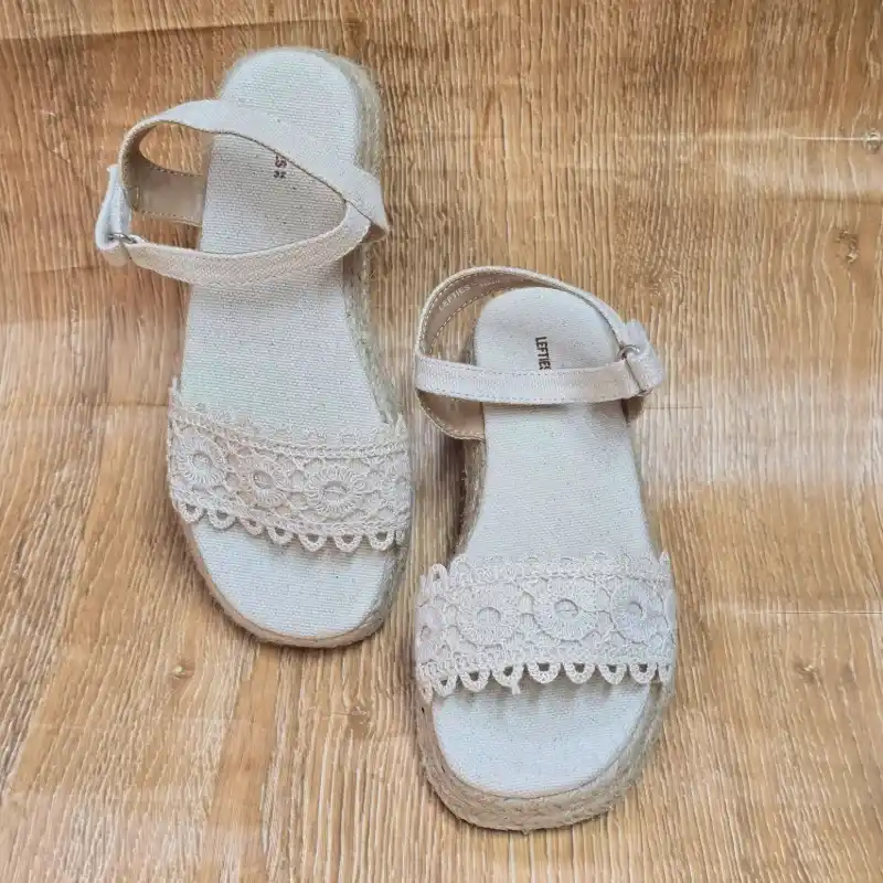 Sandalias Plataforma Beige Encaje