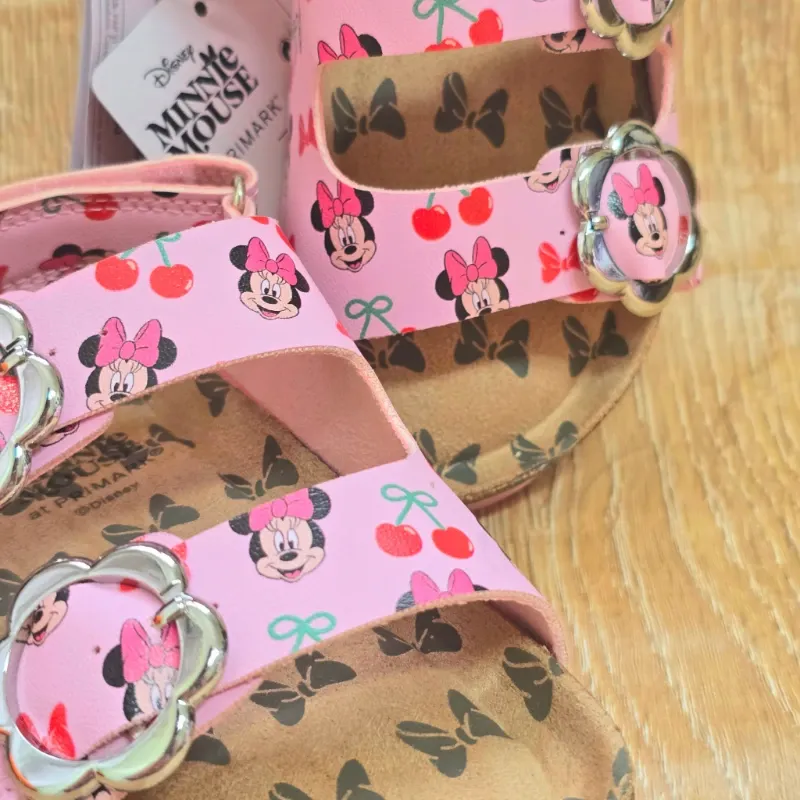 Sandalias prácticas de Minnie Mouse