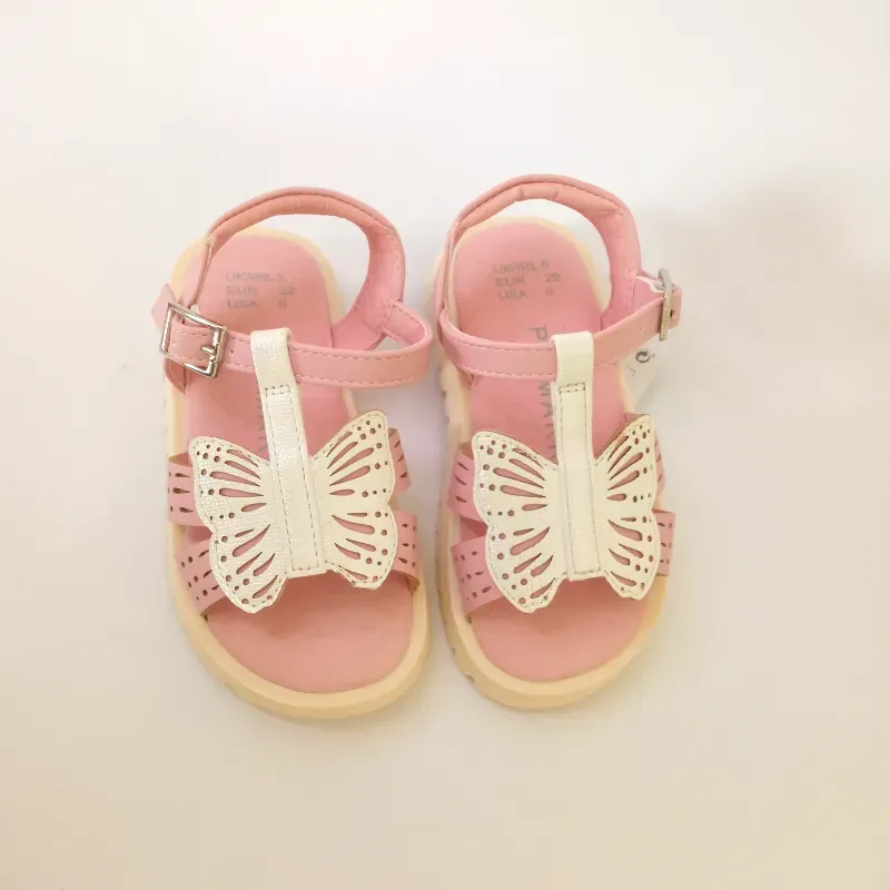 Sandalias rosadas con mariposas 