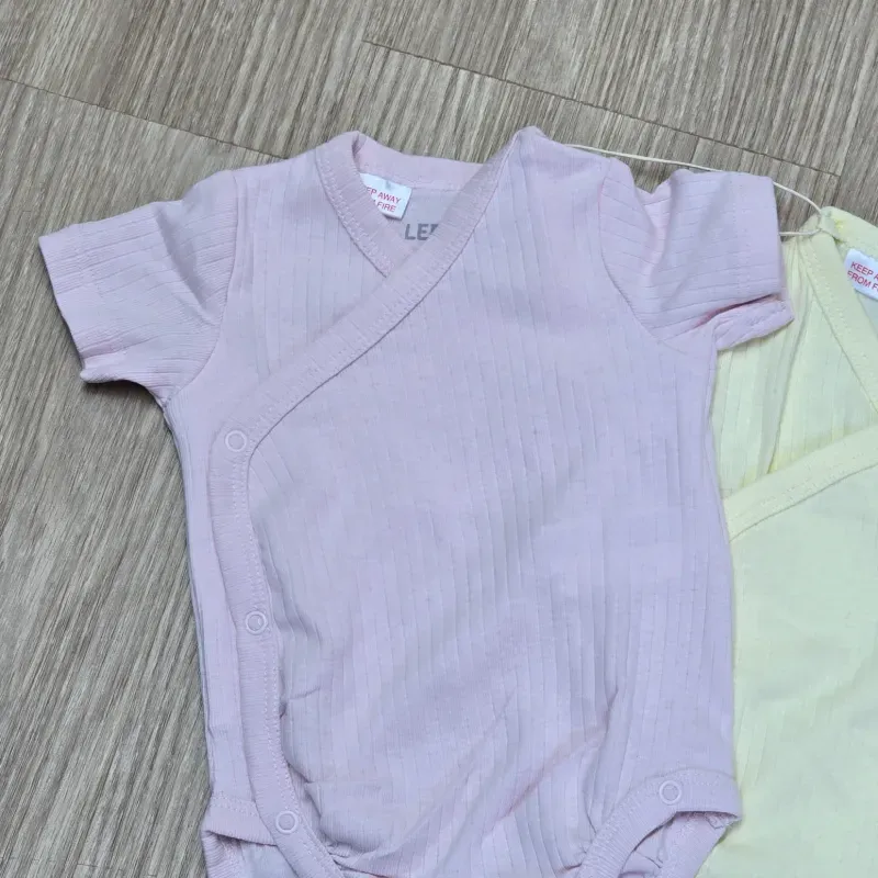 Set 2 Body Bebe color pastel