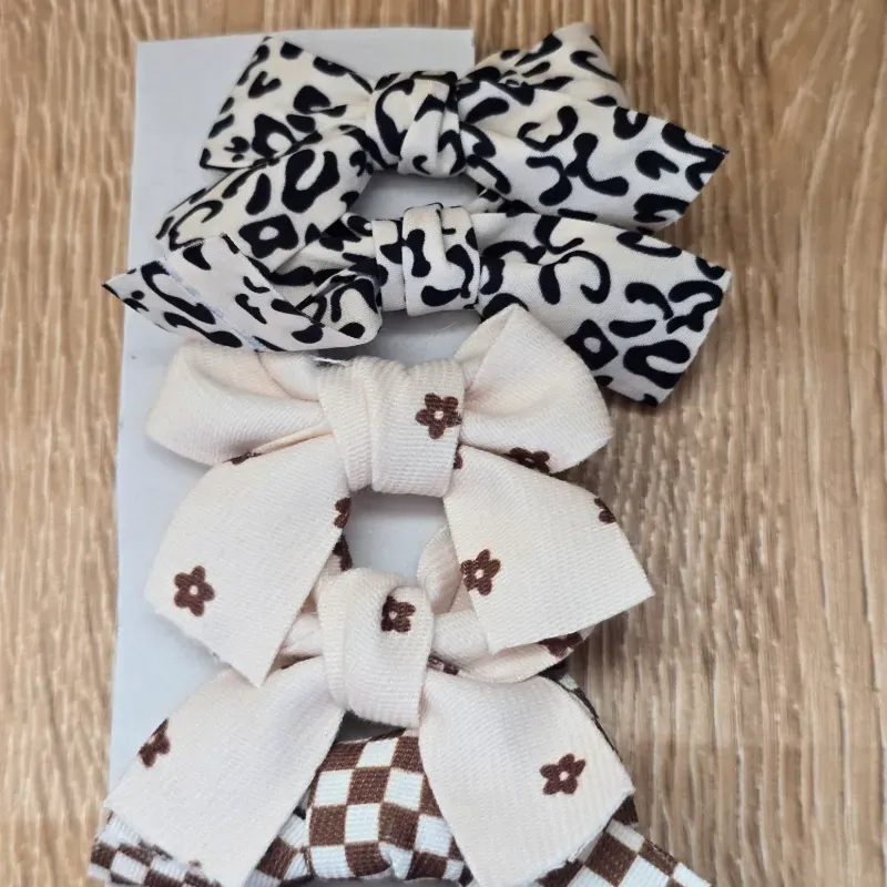 Set de 10 lazos variados color Nude