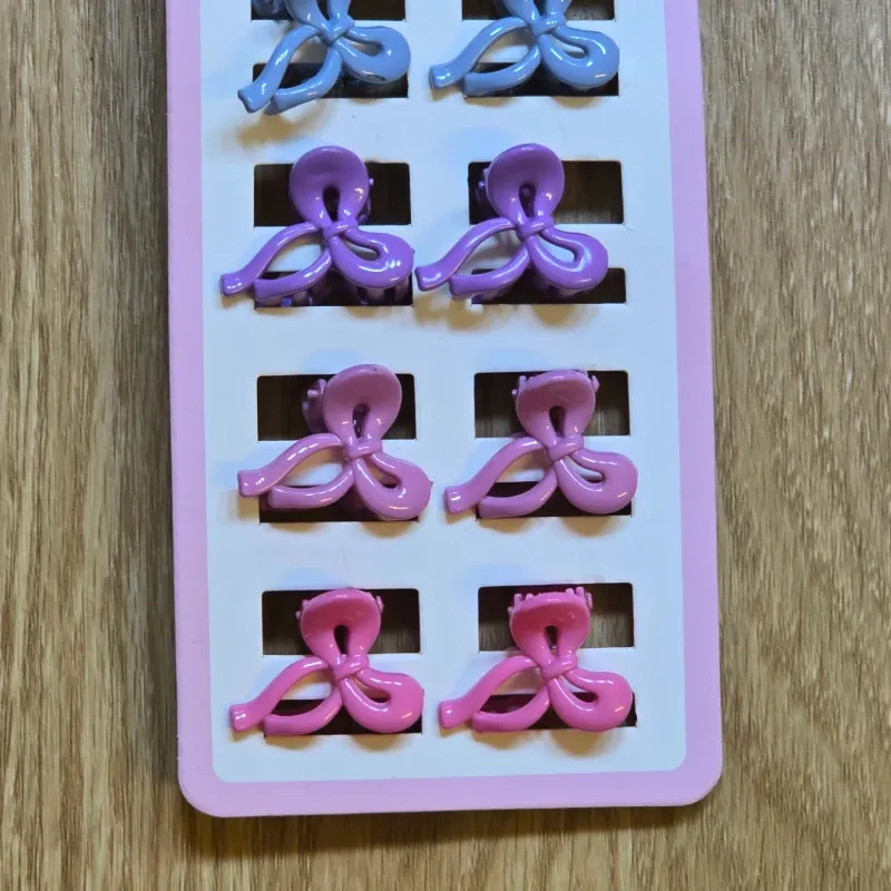 Set de 10 pellizcos pequeños en forma de lazo
