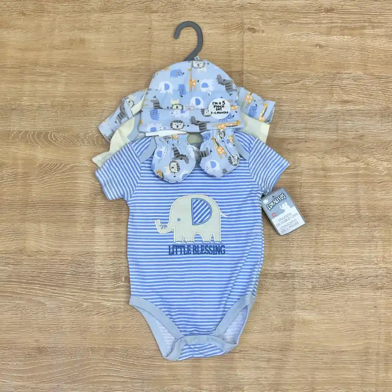 Set de 3 bodies con guantes y gorro color azul