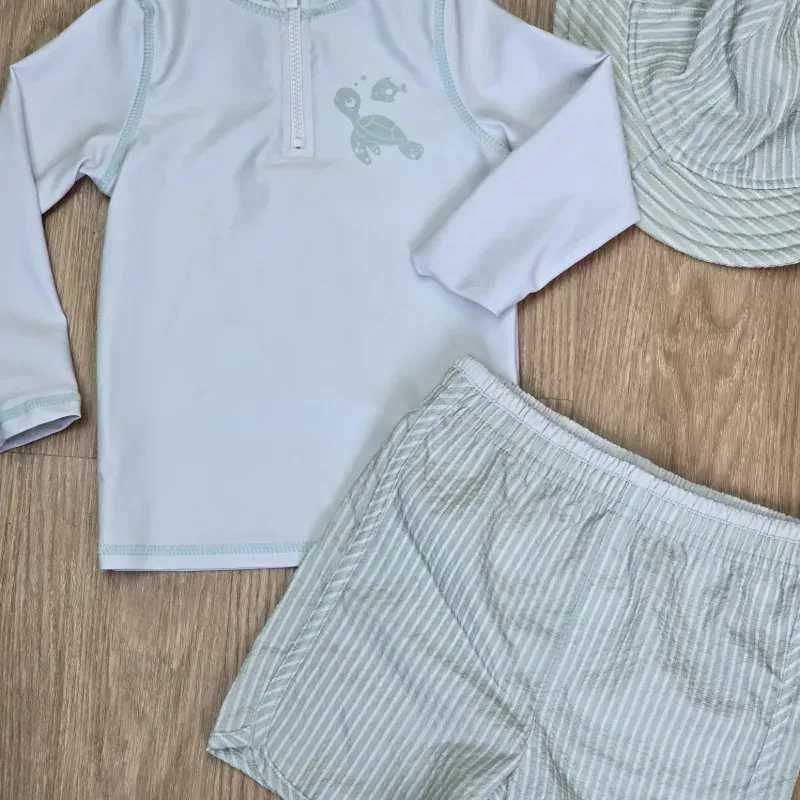 Set de 3 piezas de Traje de baño de tortugas