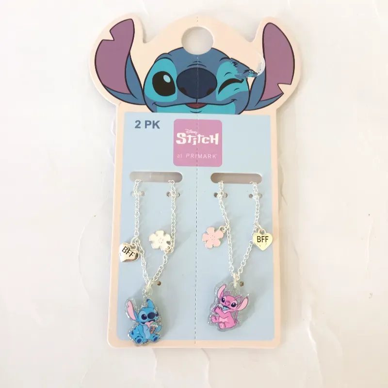 Set de dos collares de Stitch 