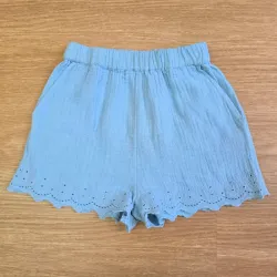 Short azul claro bambula bordado