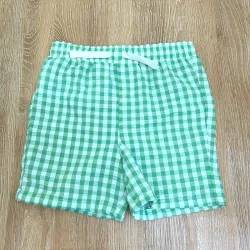 Short a cuadros color verde