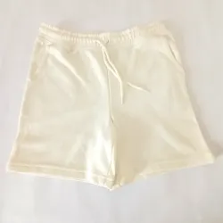 Short blanco con cordon