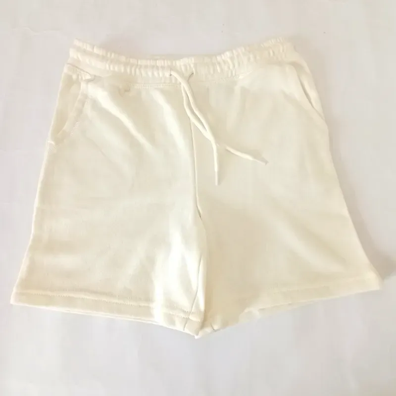 Short blanco con cordon