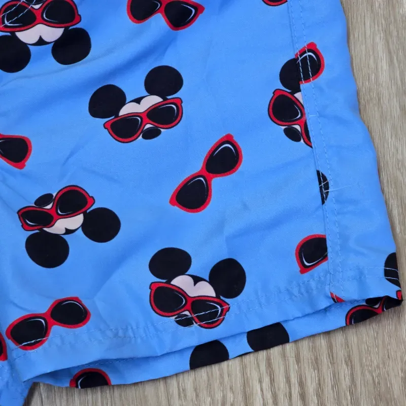 Short color azul de Mickey