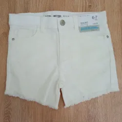 Short color blanco 