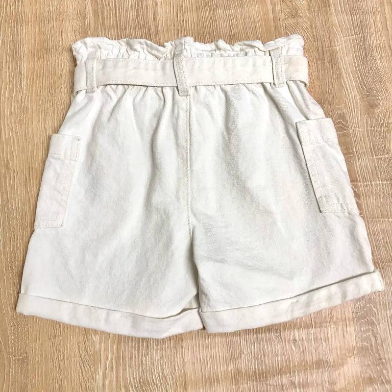 Short color crema 