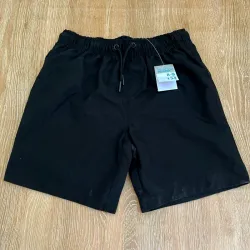 Short color negro con cordón 