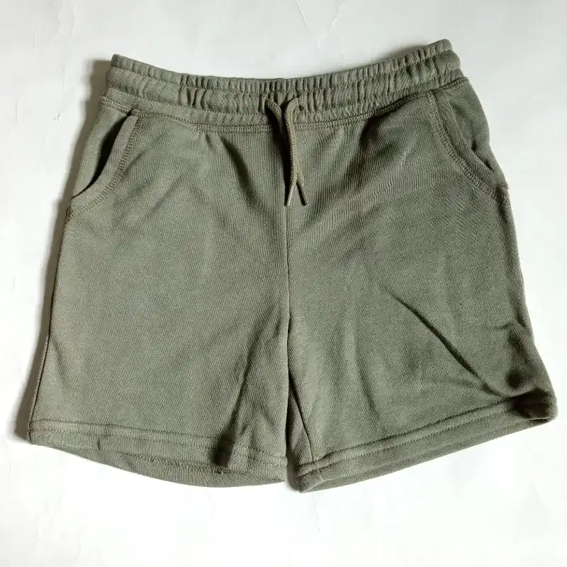 Short color verde