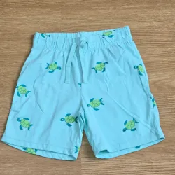 Short con cordón verde de tortuga
