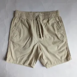 Short color beige 