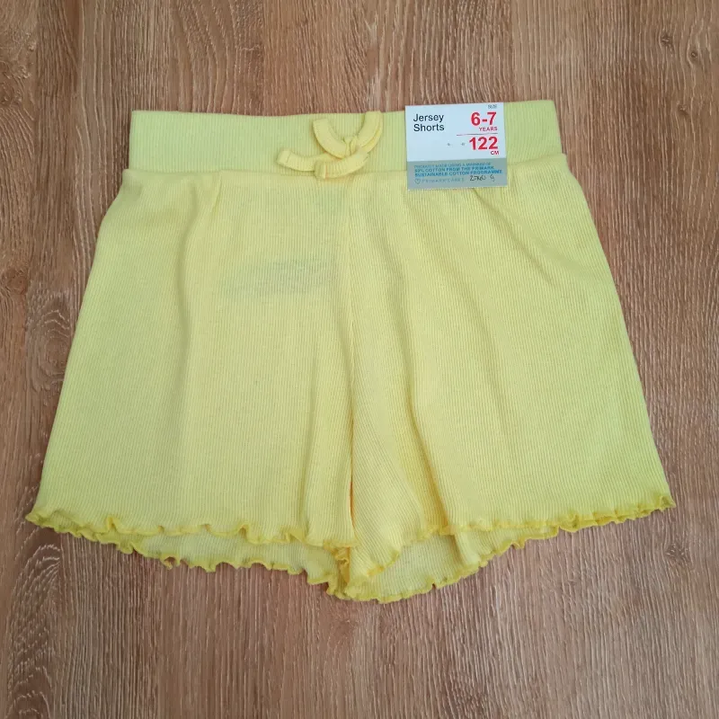 Short de canalé color amarillo 