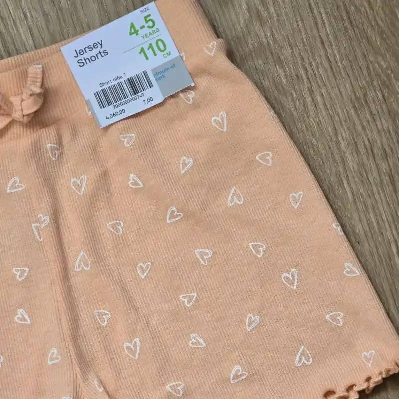 Short de Canalé color naranja con corazones