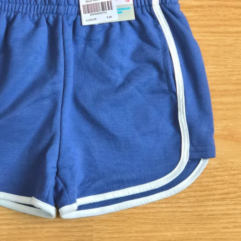 Short de felpa color azul deportivo