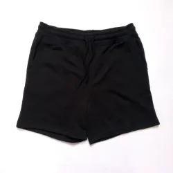 Short de felpa color negro 