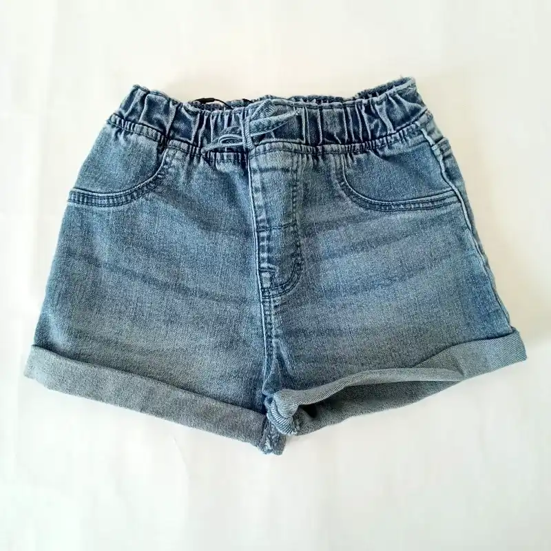 Short de mezclilla 