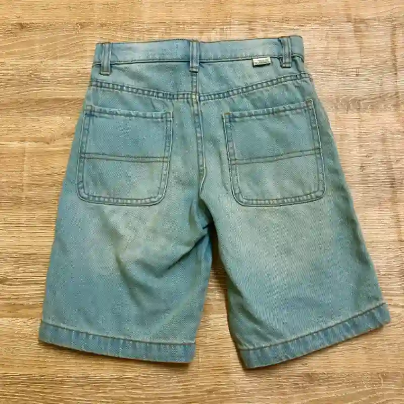 Short de mezclilla 