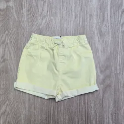 Short de mezclilla color amarillo