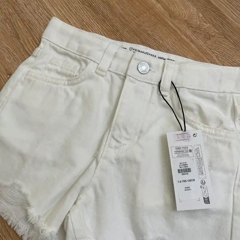 Short de tiro alto color blanco