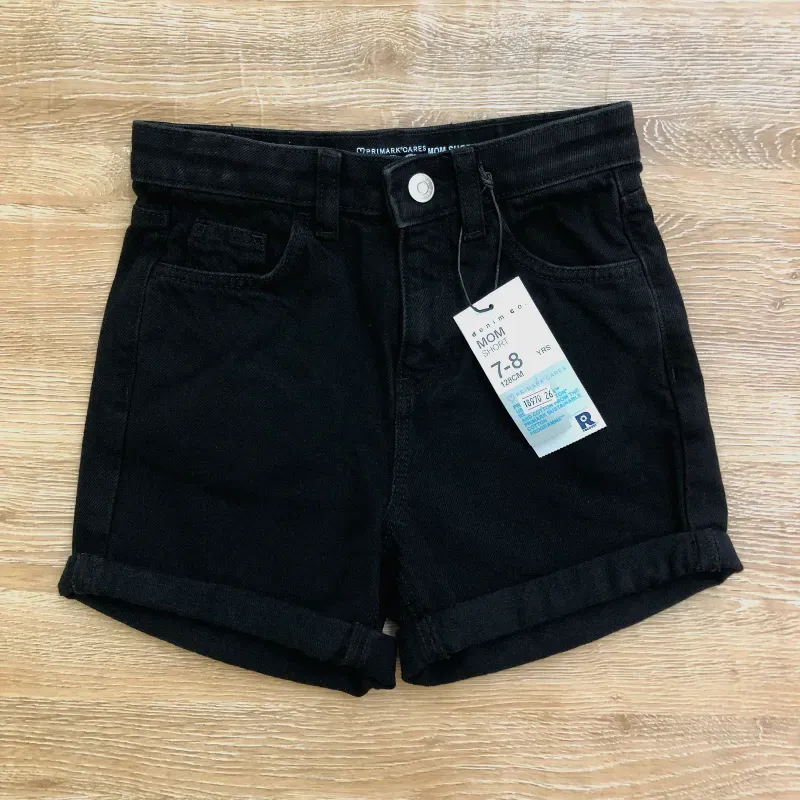 Short de tiro alto color negro 