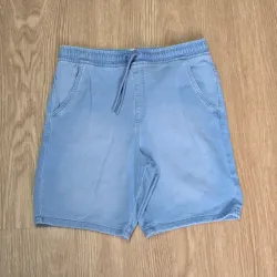 Short Estilo mezclilla Clara